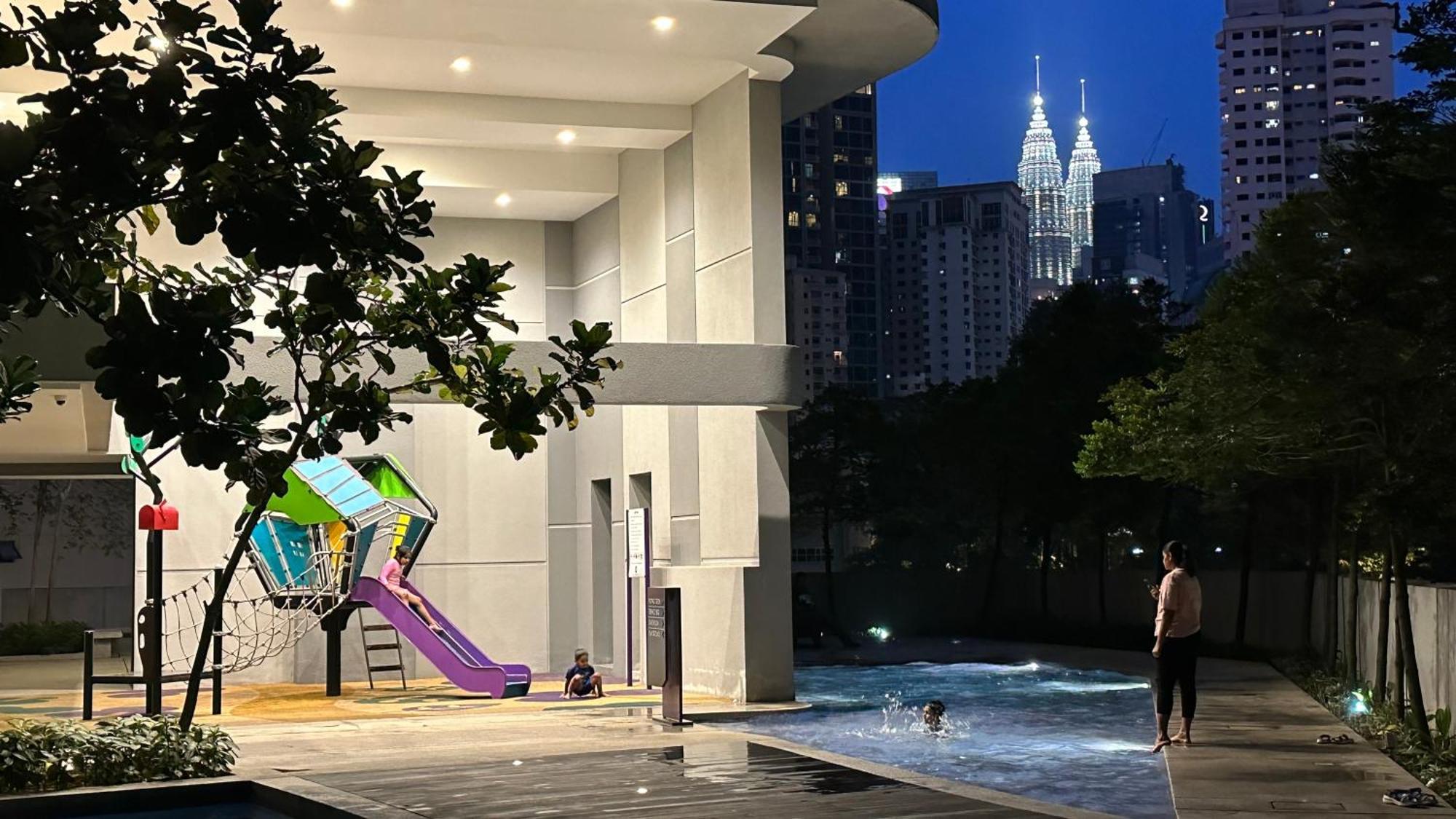 The Robertson Bukit Bintang 20f *